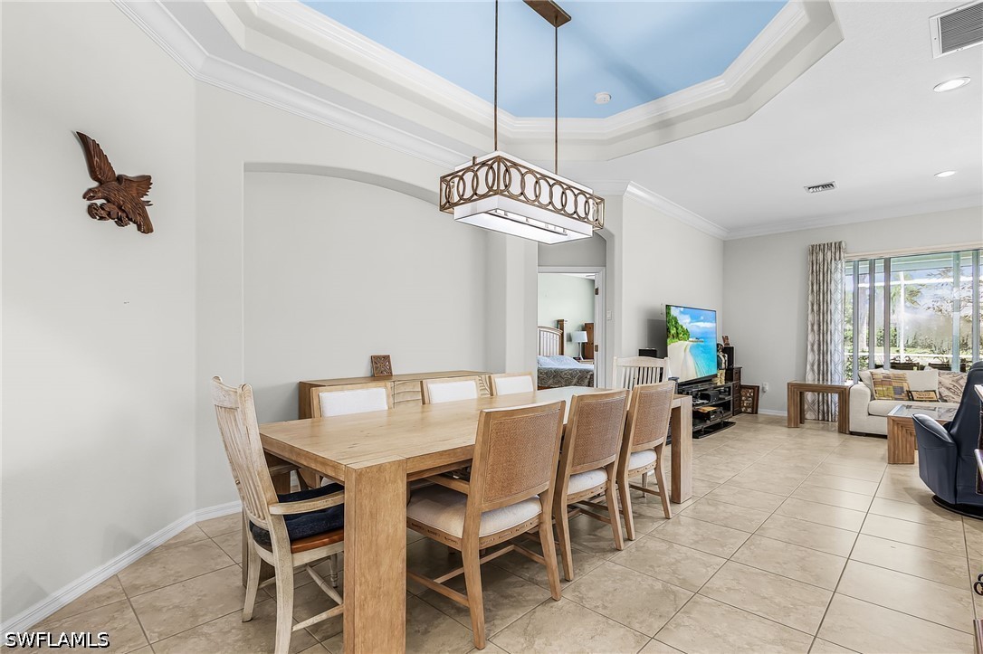 DiningRoom