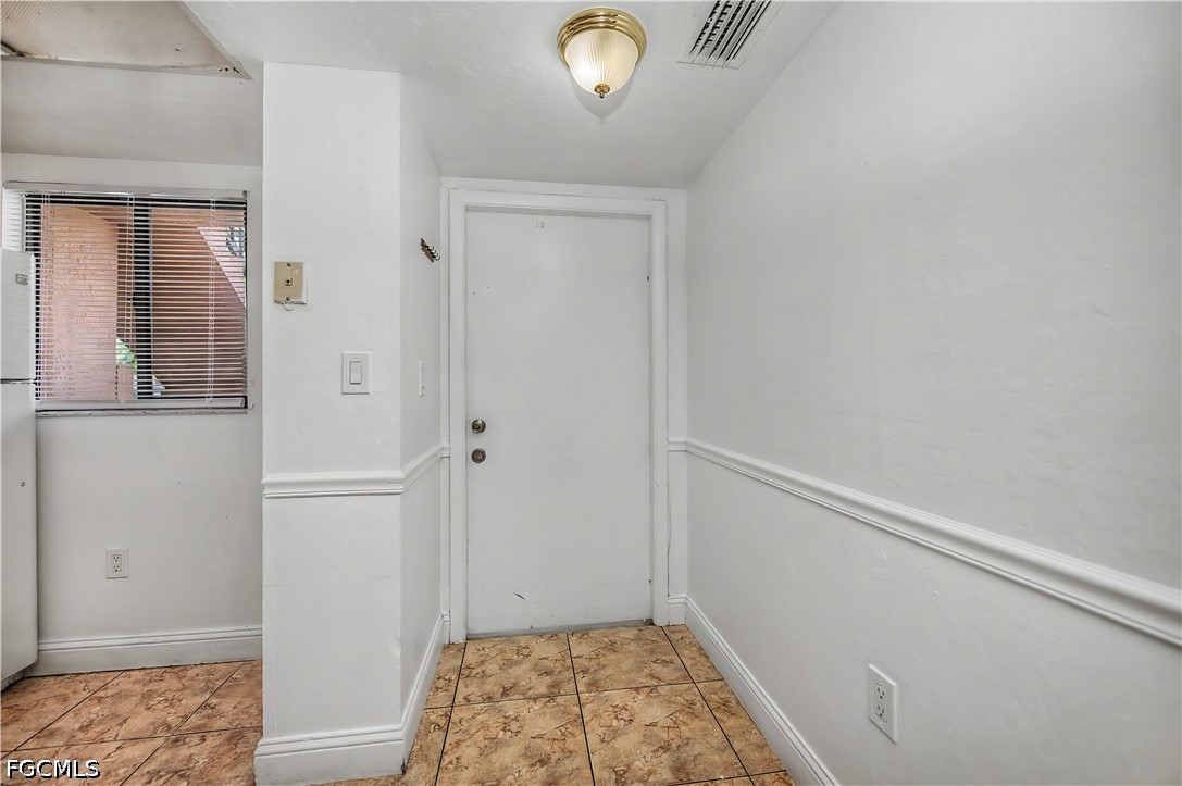 2700 Park Windsor Unit 713, Fort Myers, FL 33901