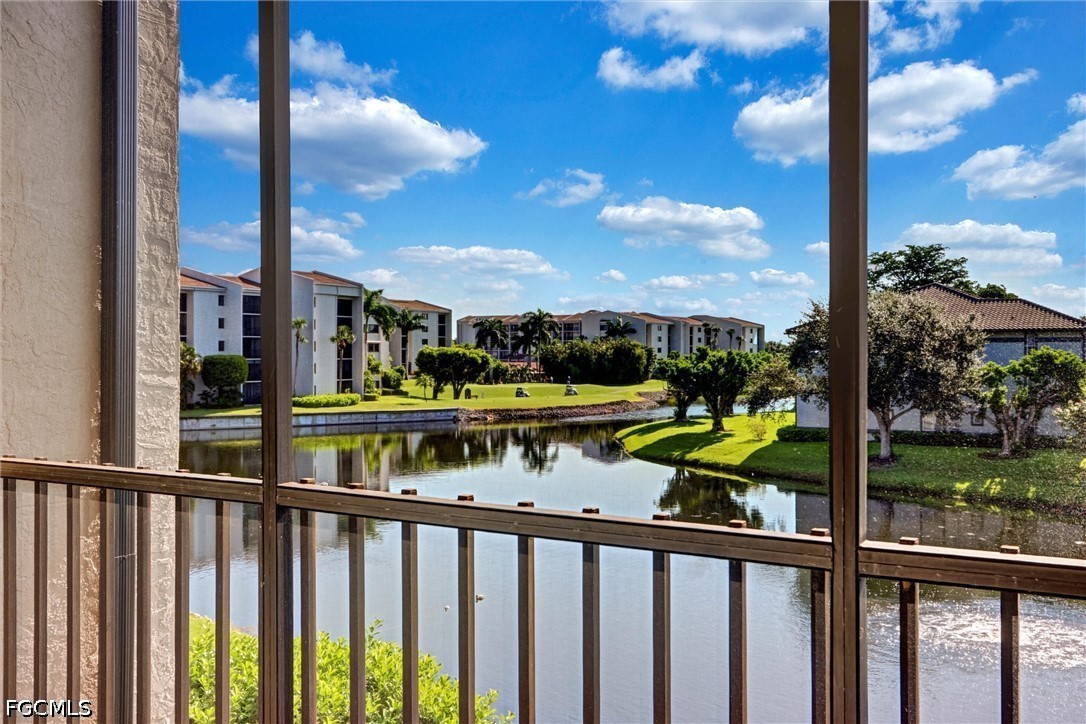 4240 Steamboat Unit 303, Fort Myers, FL 33919