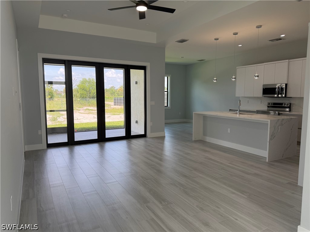 3237 29th, Naples, FL 34120