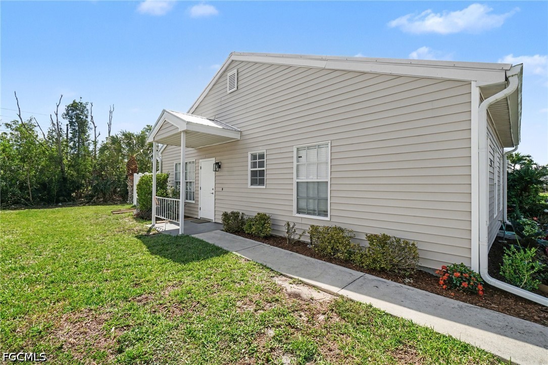 6081 Lake Front, Fort Myers, FL 33908