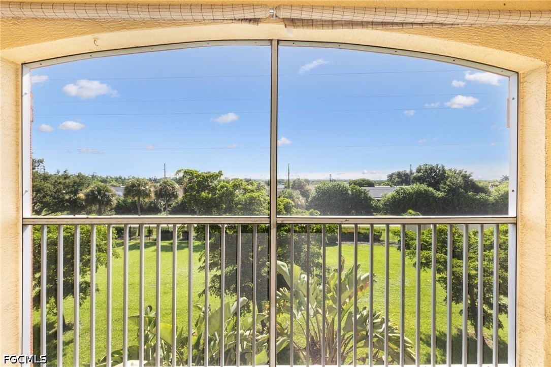6481 Aragon Unit 305, Fort Myers, FL 33966