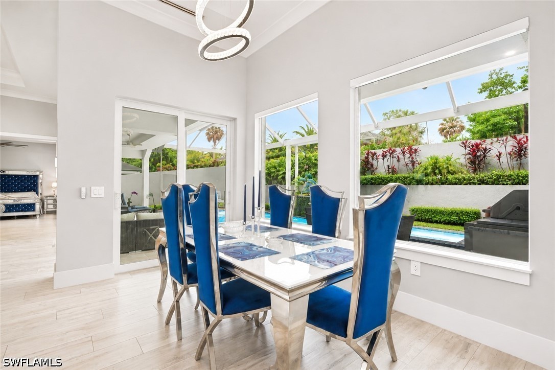 DiningArea