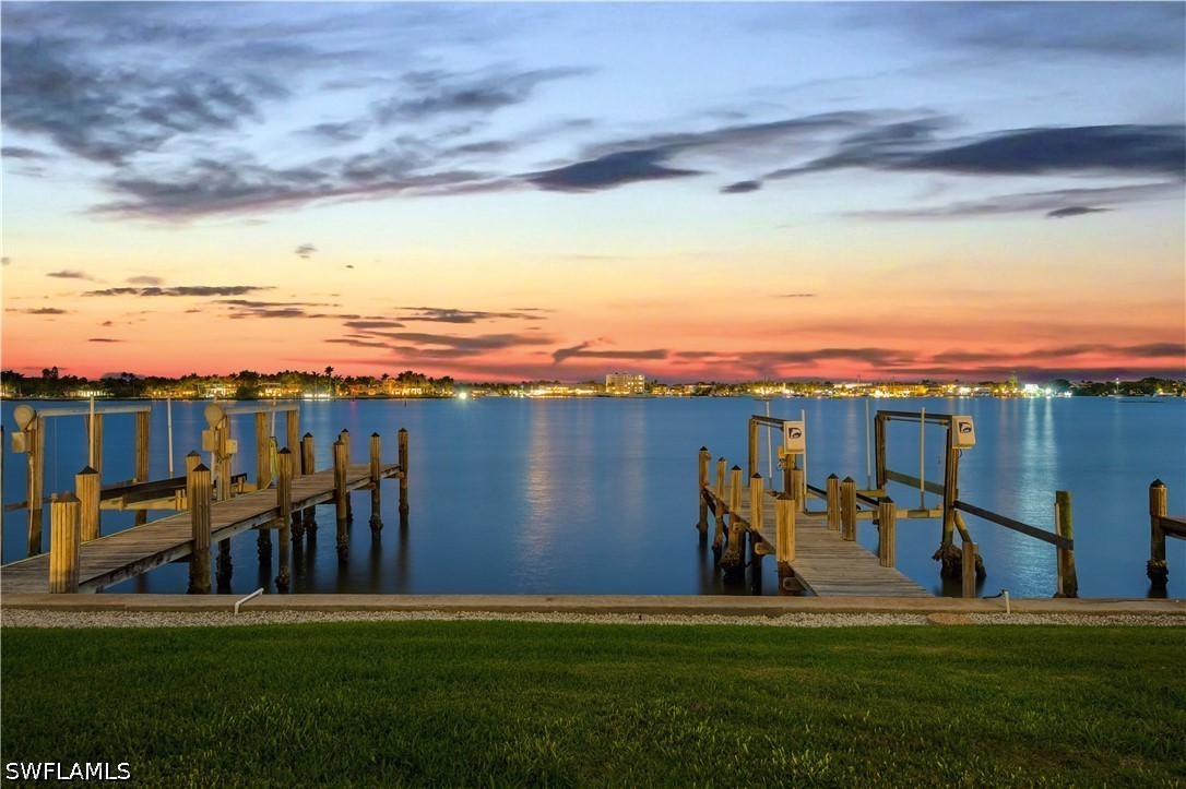 Dock