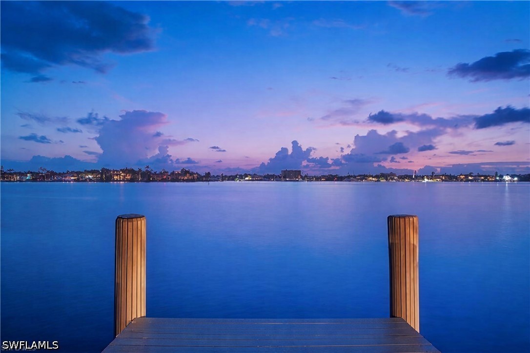 Dock