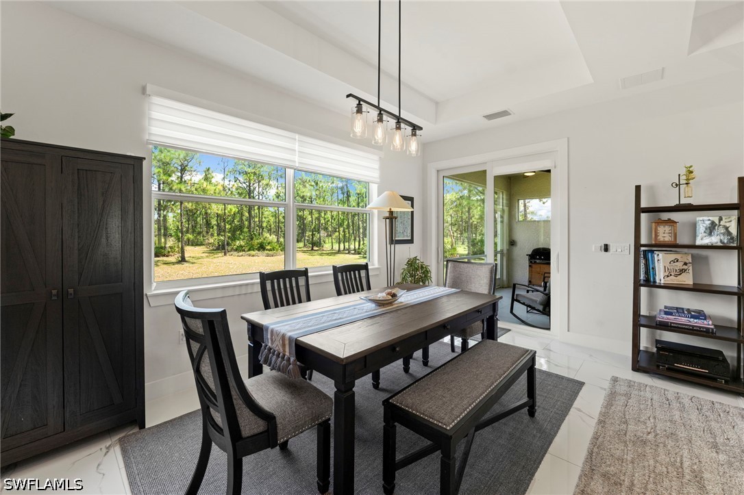 DiningArea