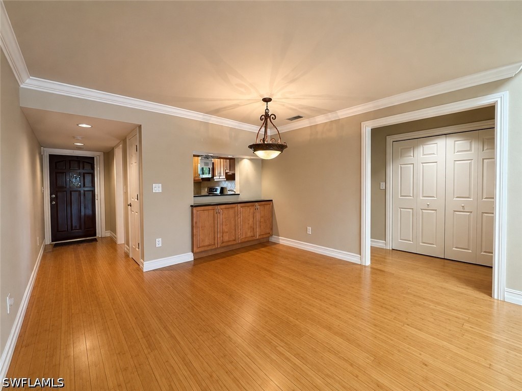 3370 10th Unit 1308, Naples, FL 34103
