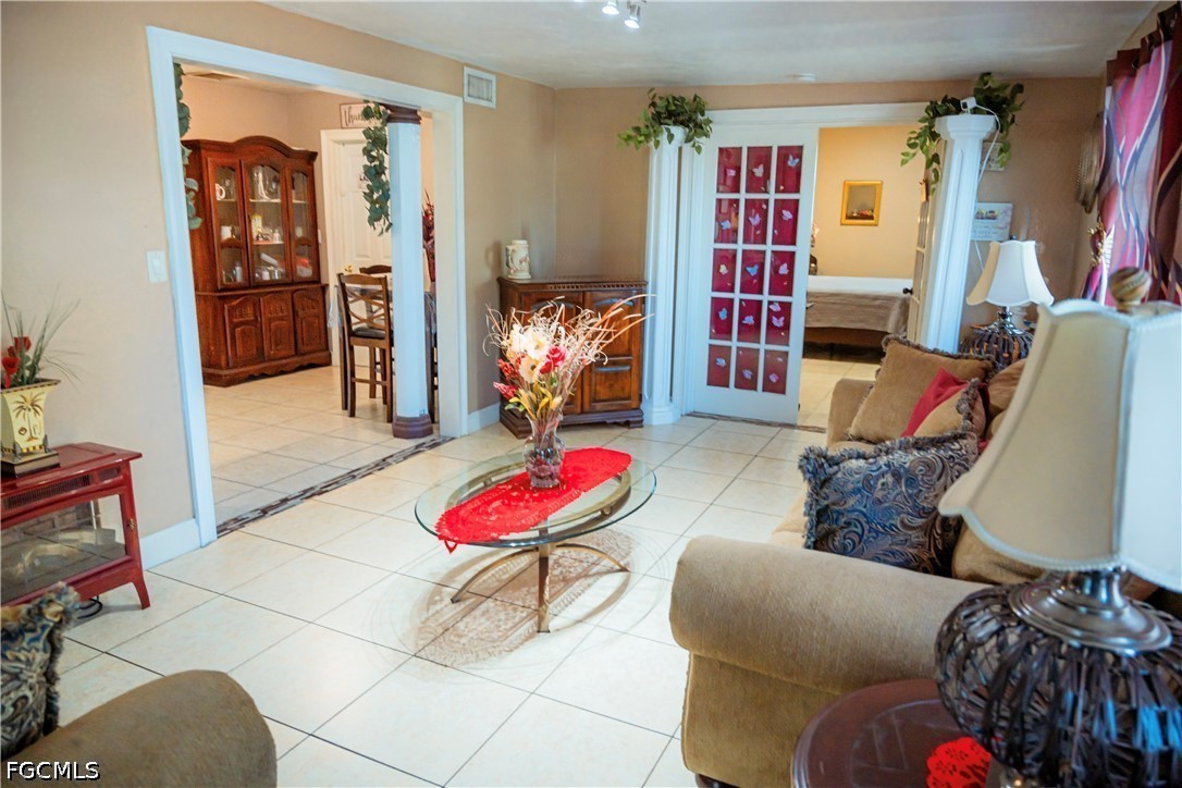 LivingRoom