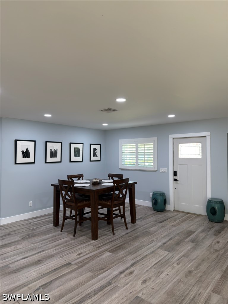 DiningArea