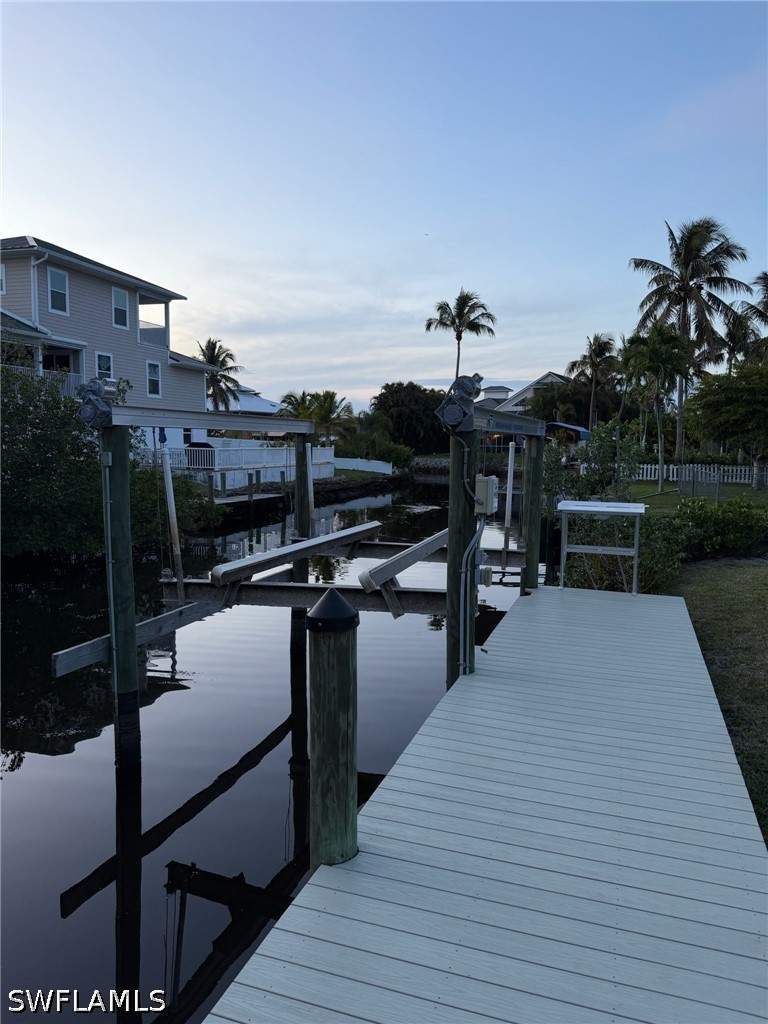 Dock
