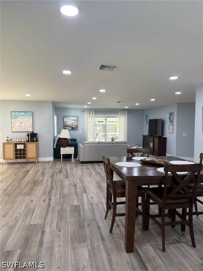 DiningArea