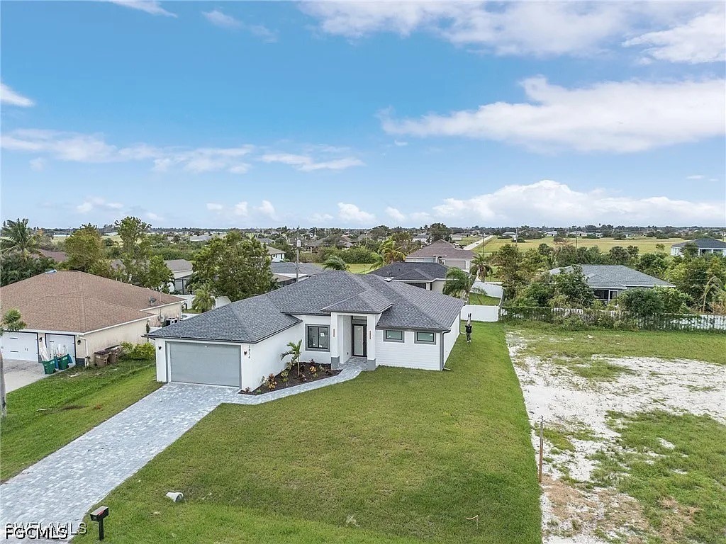 1814 22nd, Cape Coral, FL 33909