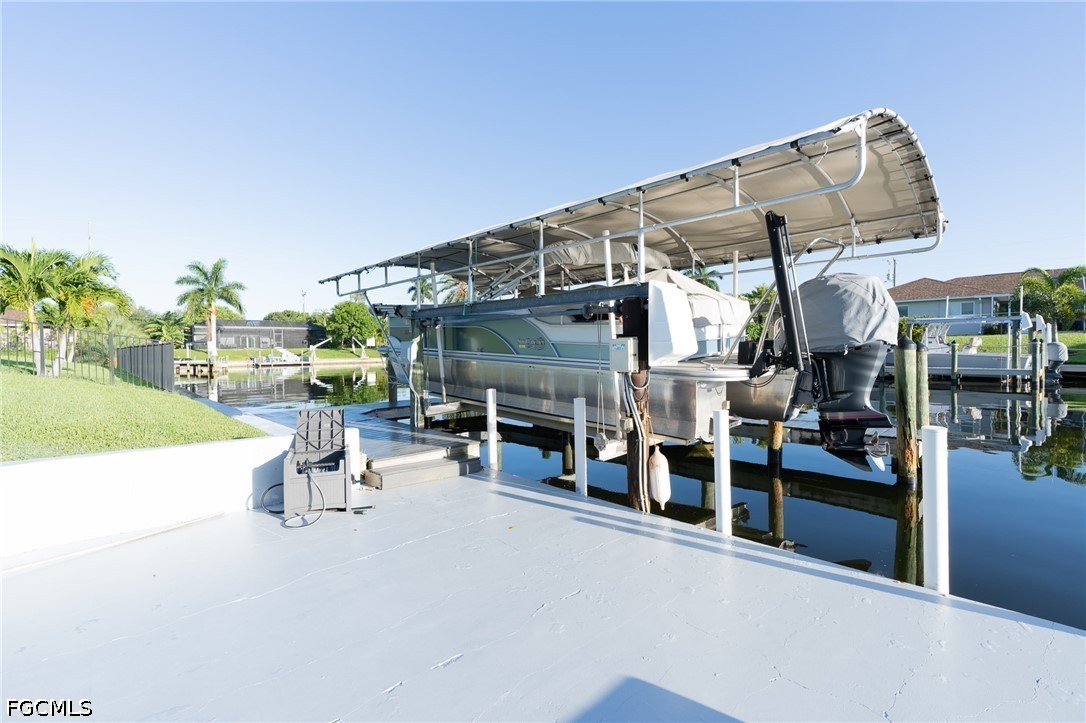 Dock
