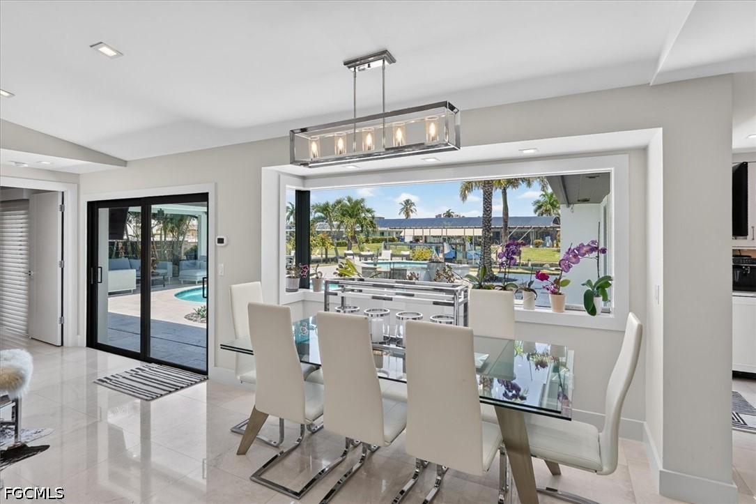 DiningArea