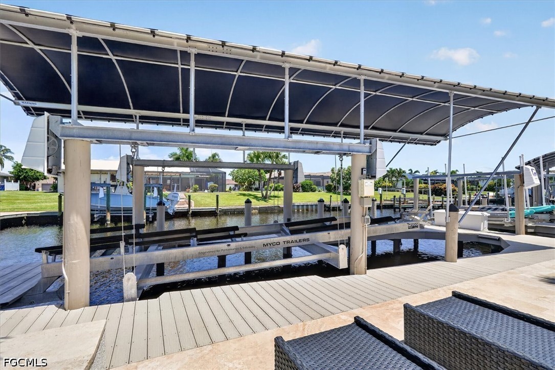 Dock