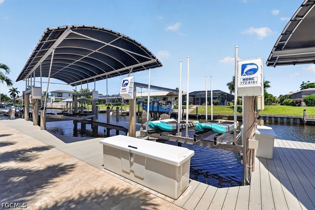 Dock