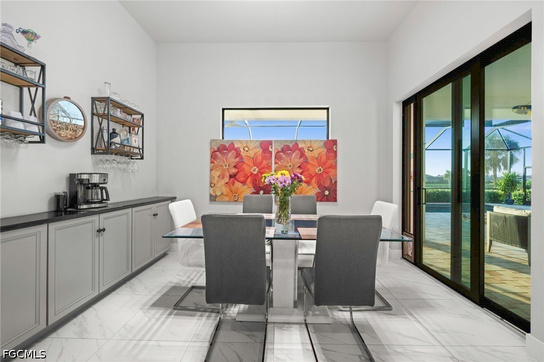 DiningArea