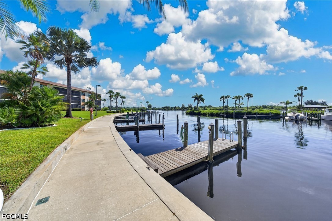 Dock