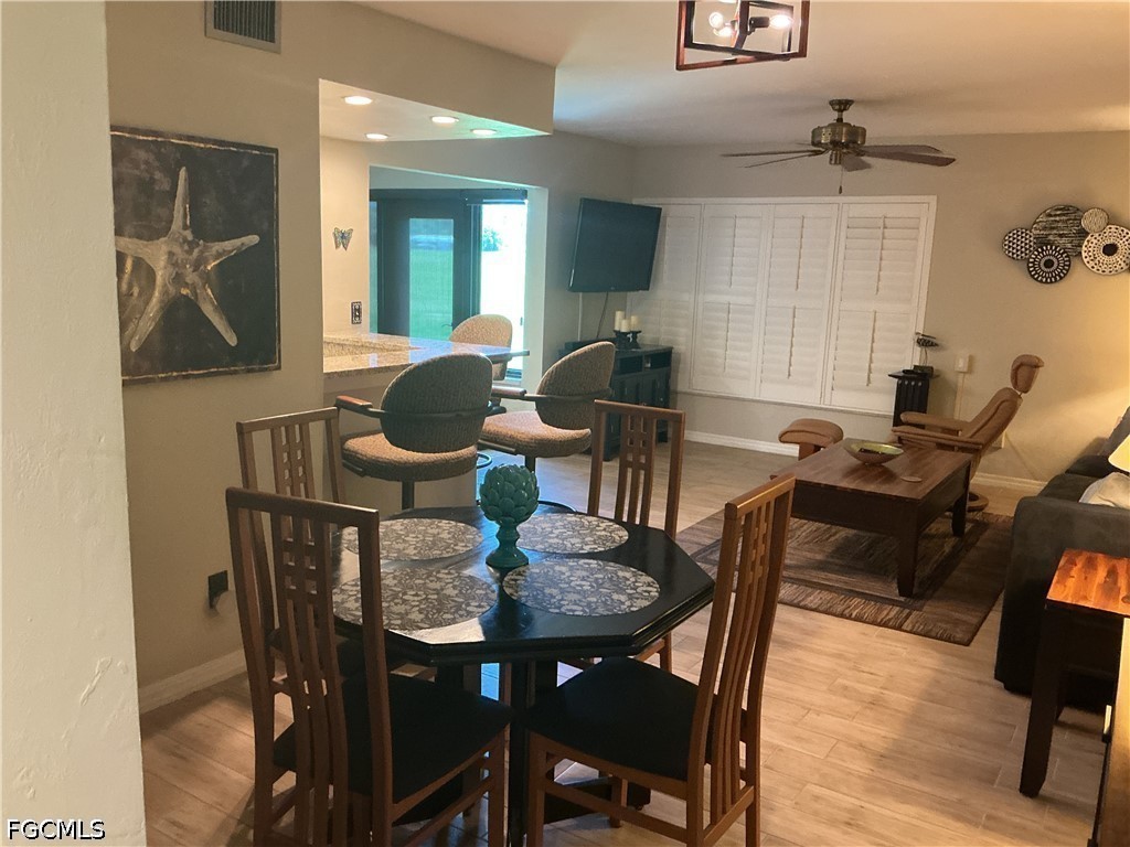 DiningArea