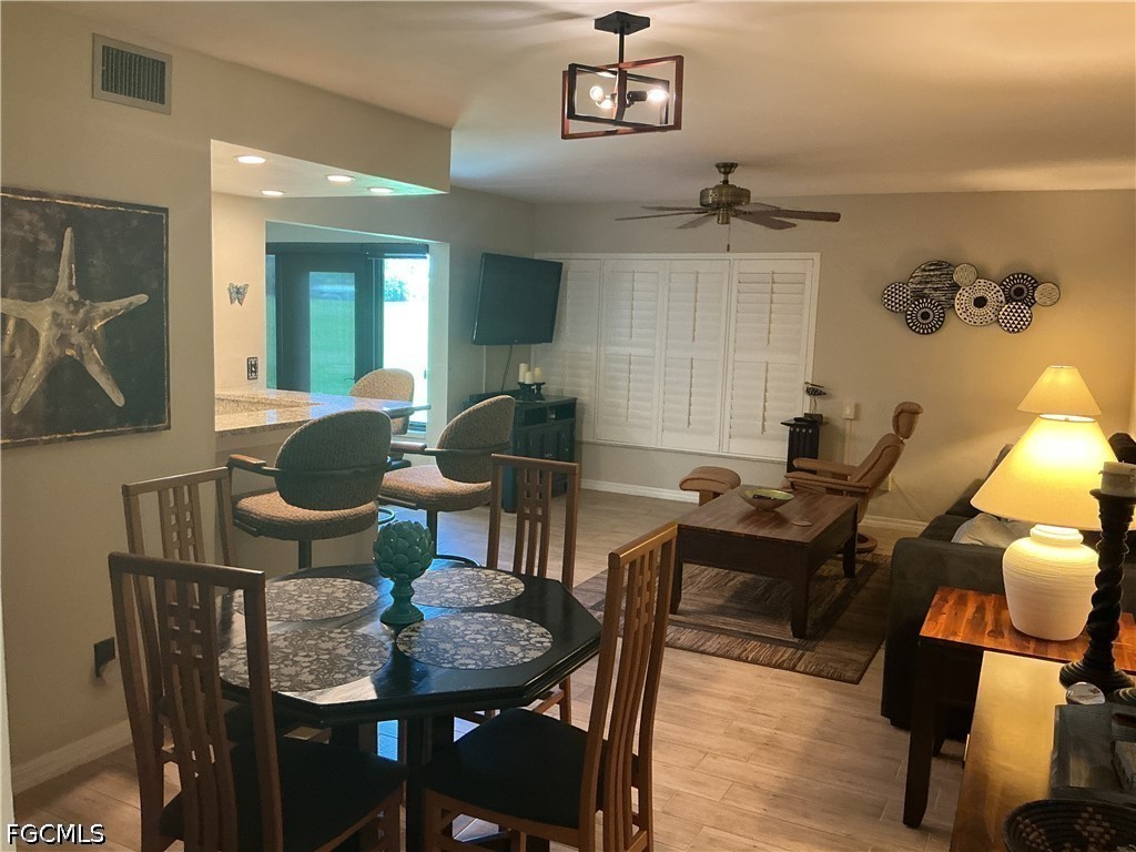 DiningArea