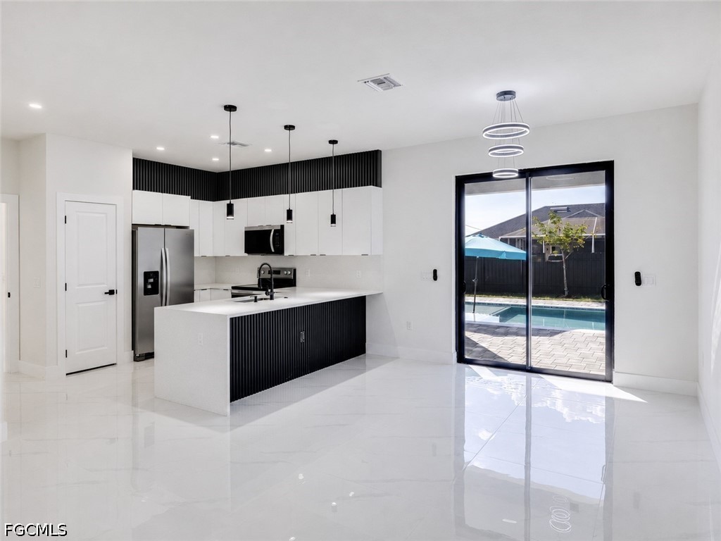 1810 6th, Cape Coral, FL 33909