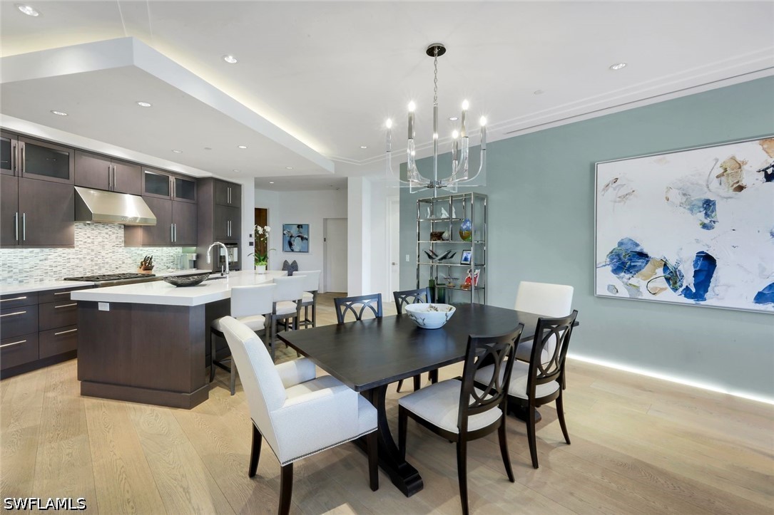 DiningArea