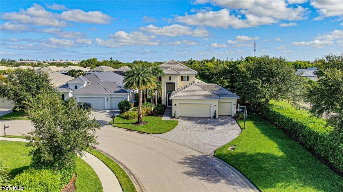 2705 Lambay, Cape Coral, FL 33991