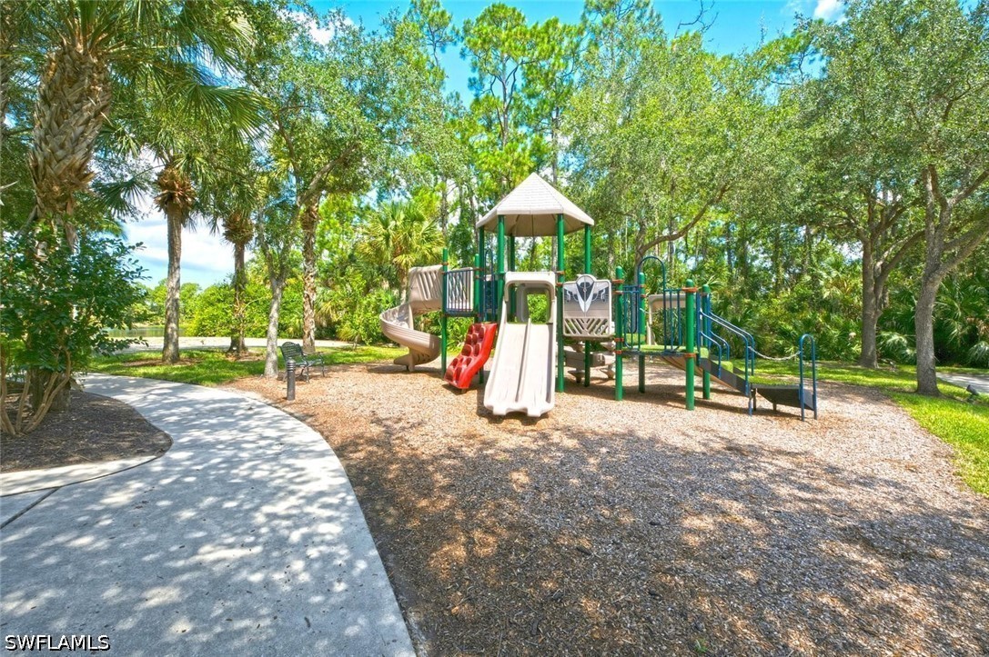 1903 Tarpon Bay Unit 134, Naples, FL 34119