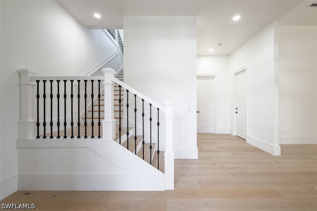 2749 Medallist, Naples, FL 34109