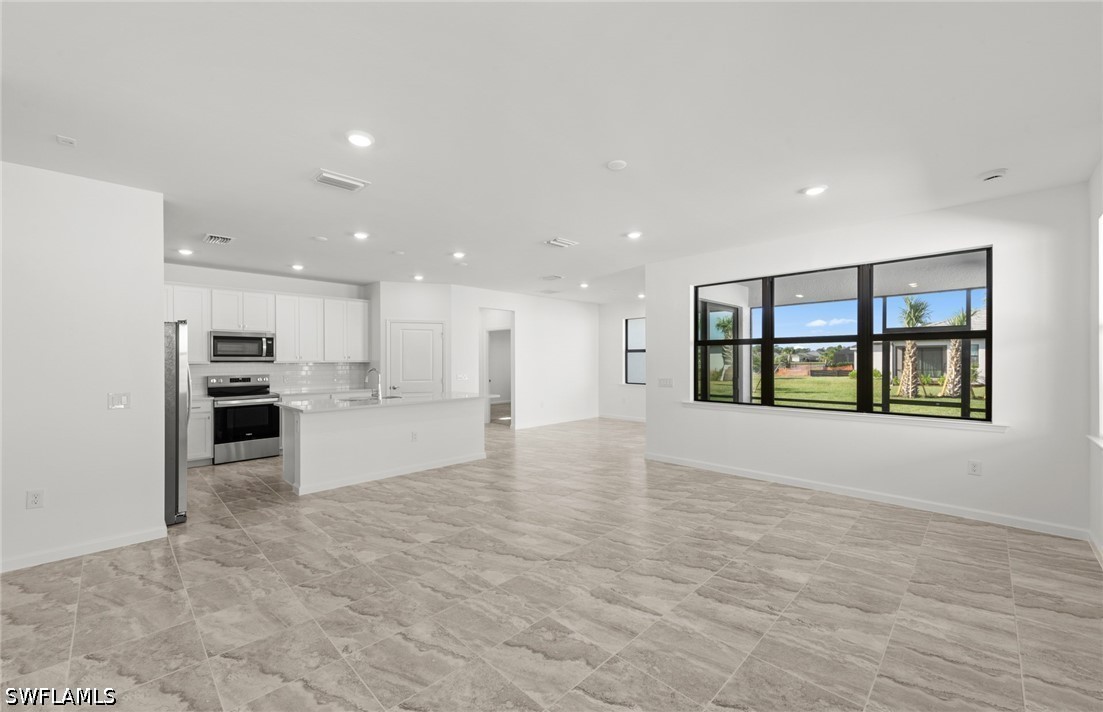 3995 Sweet Alyssum, Alva, FL 33920