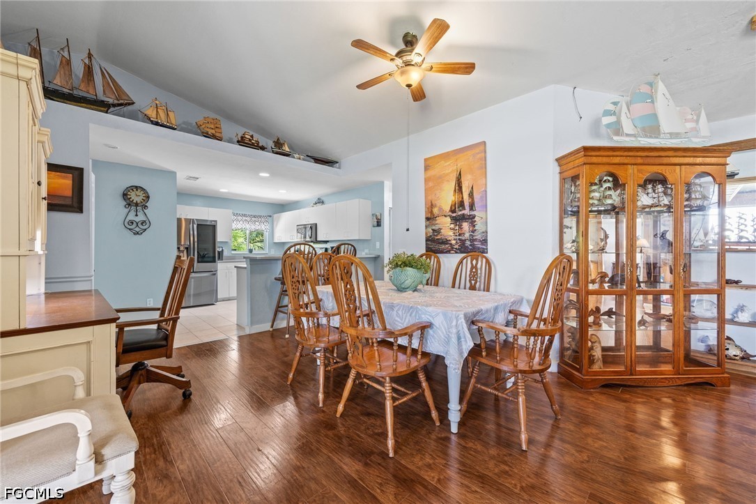 DiningArea
