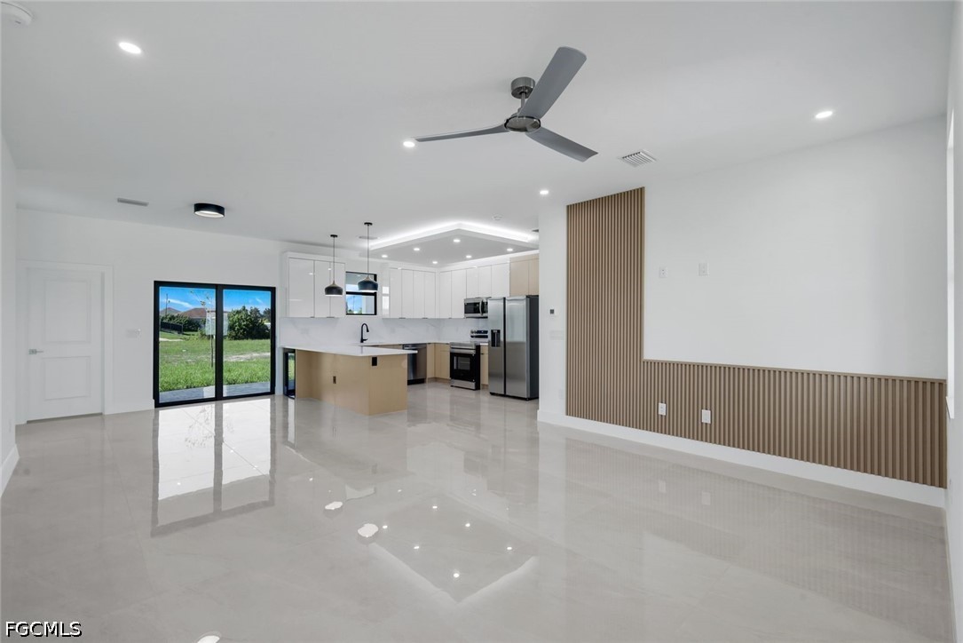 2754 6th, Cape Coral, FL 33993