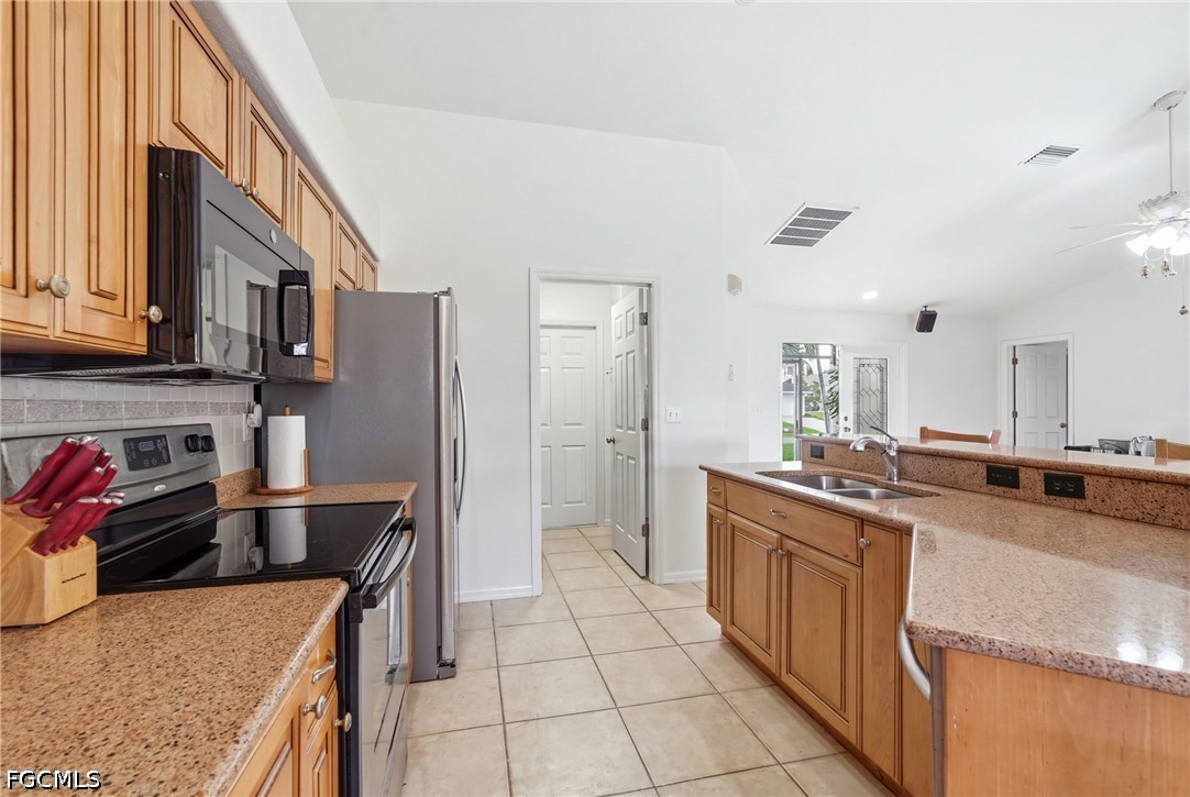 2408 53rd, Cape Coral, FL 33914