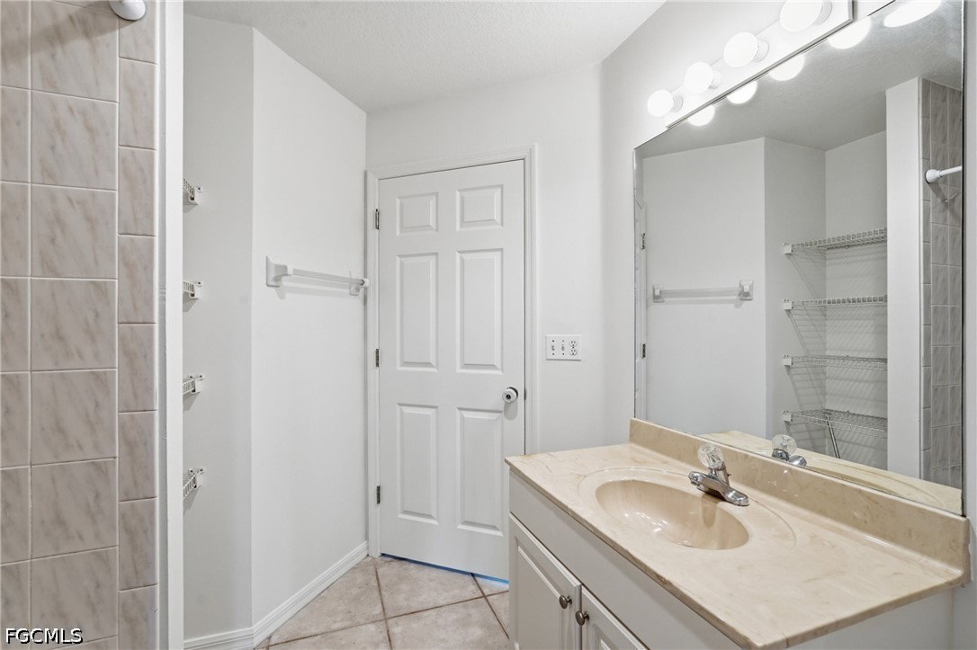 2408 53rd, Cape Coral, FL 33914