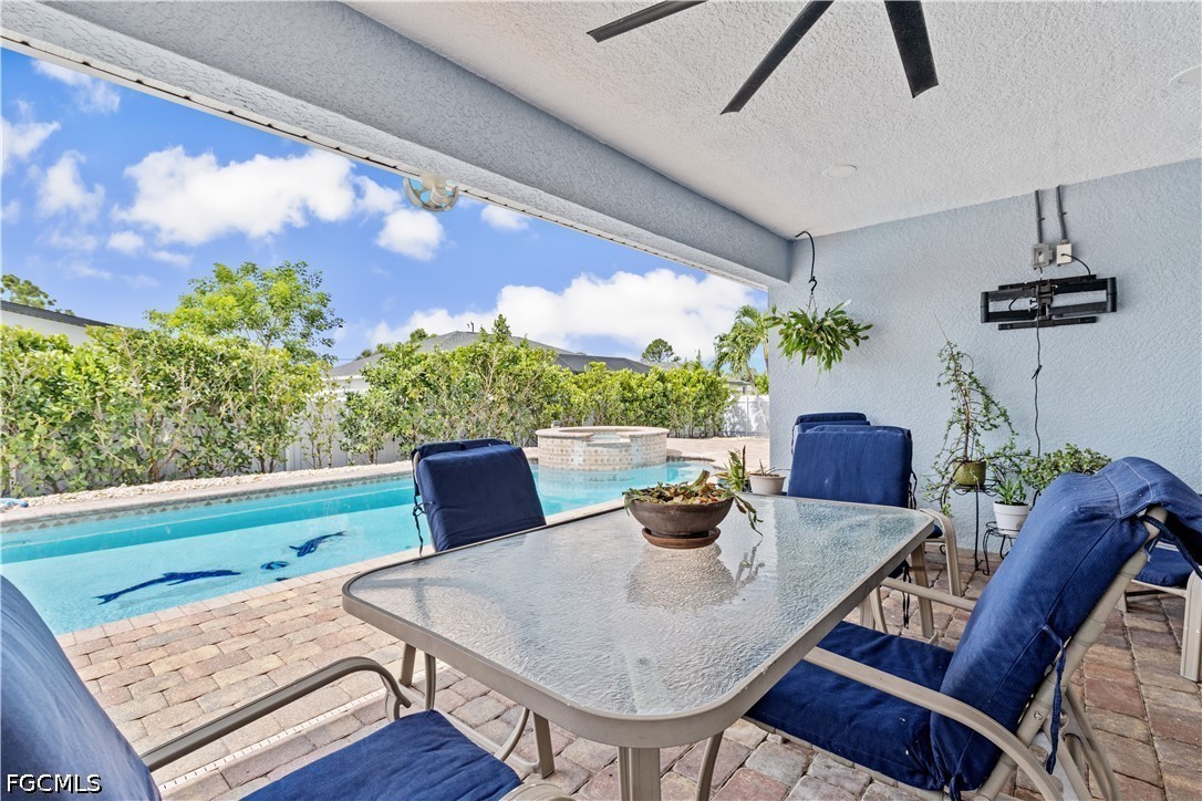 1620 12th, Cape Coral, FL 33993