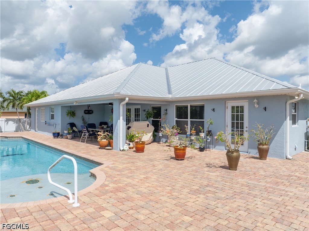 1620 12th, Cape Coral, FL 33993