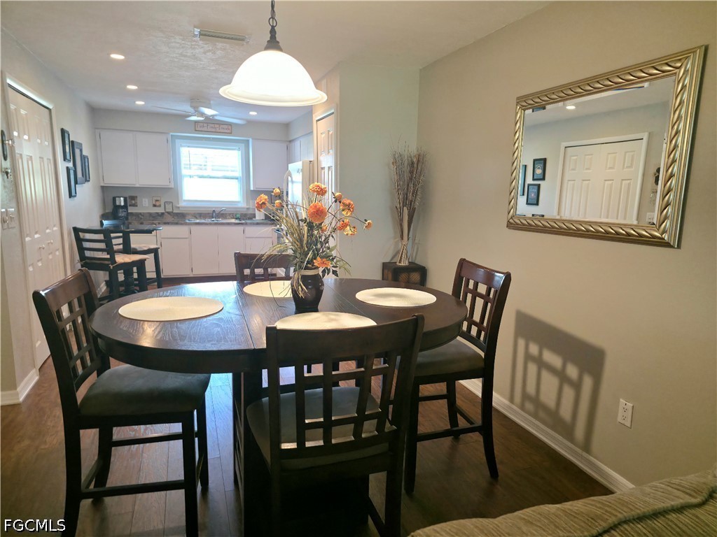 DiningArea