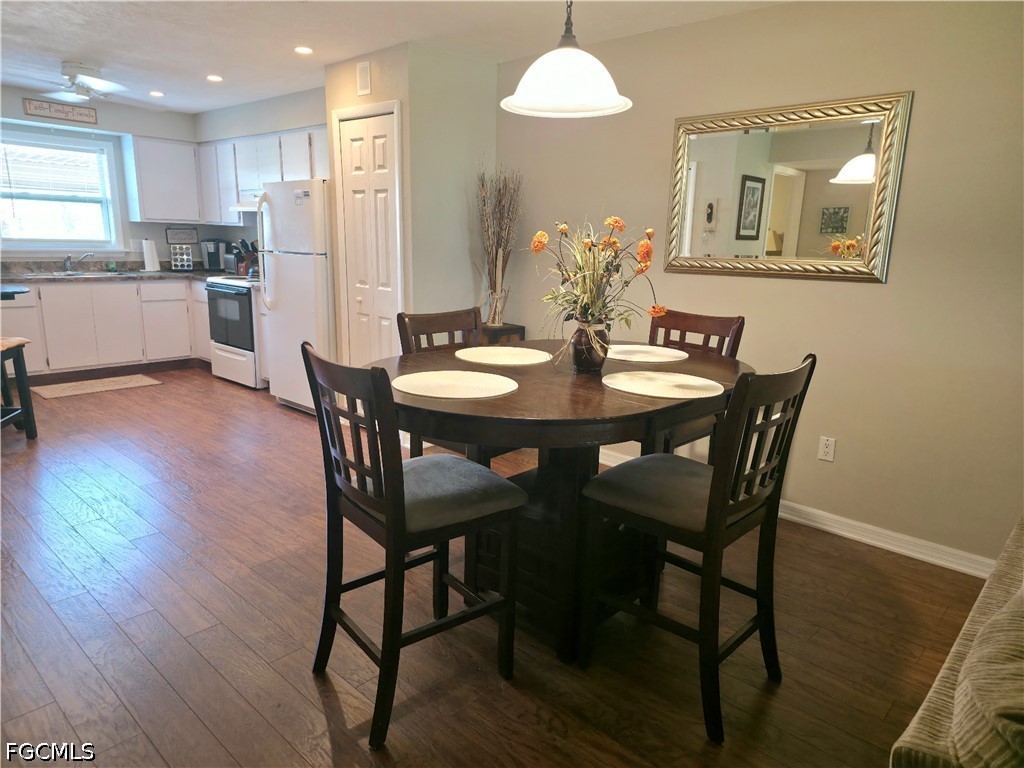 DiningArea