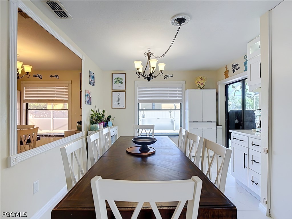 DiningArea