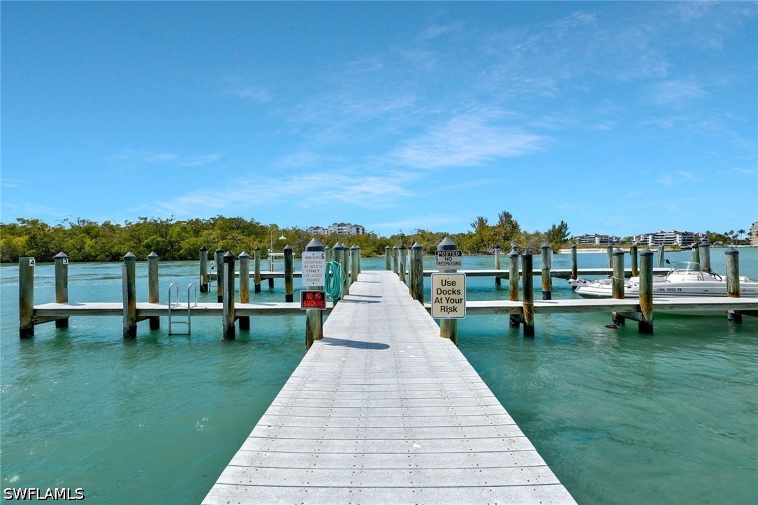 Dock