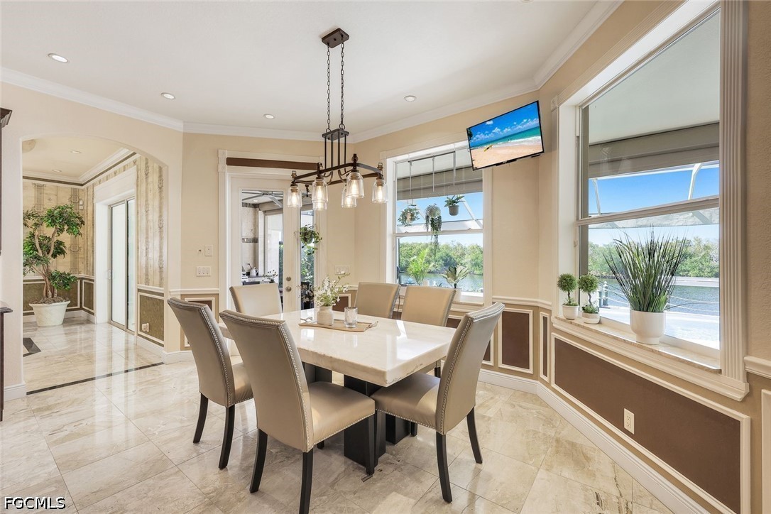 DiningArea