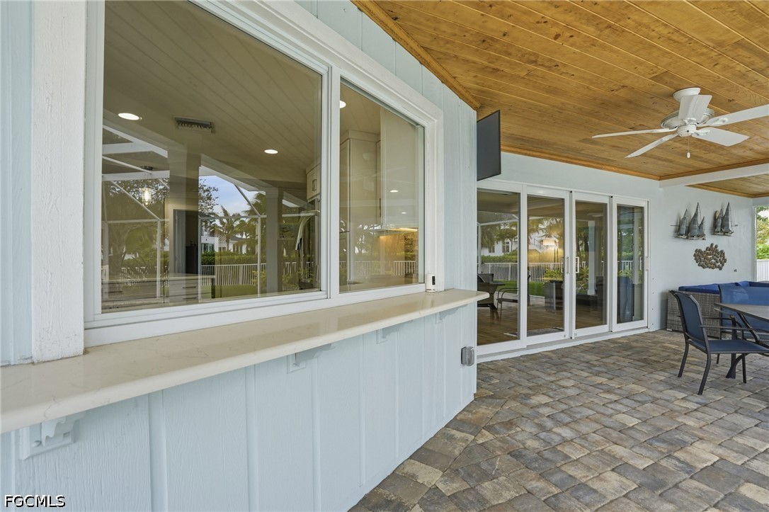 1590 Sandpiper, Naples, FL 34102