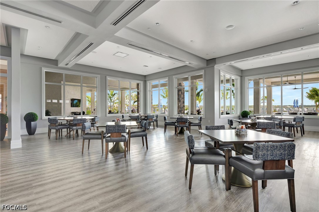 DiningArea