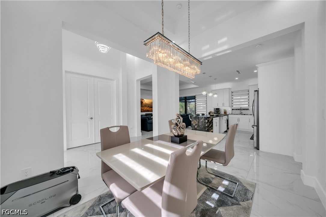DiningArea