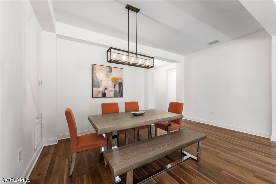DiningArea