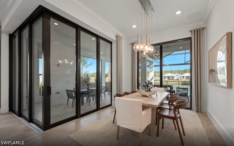 DiningArea