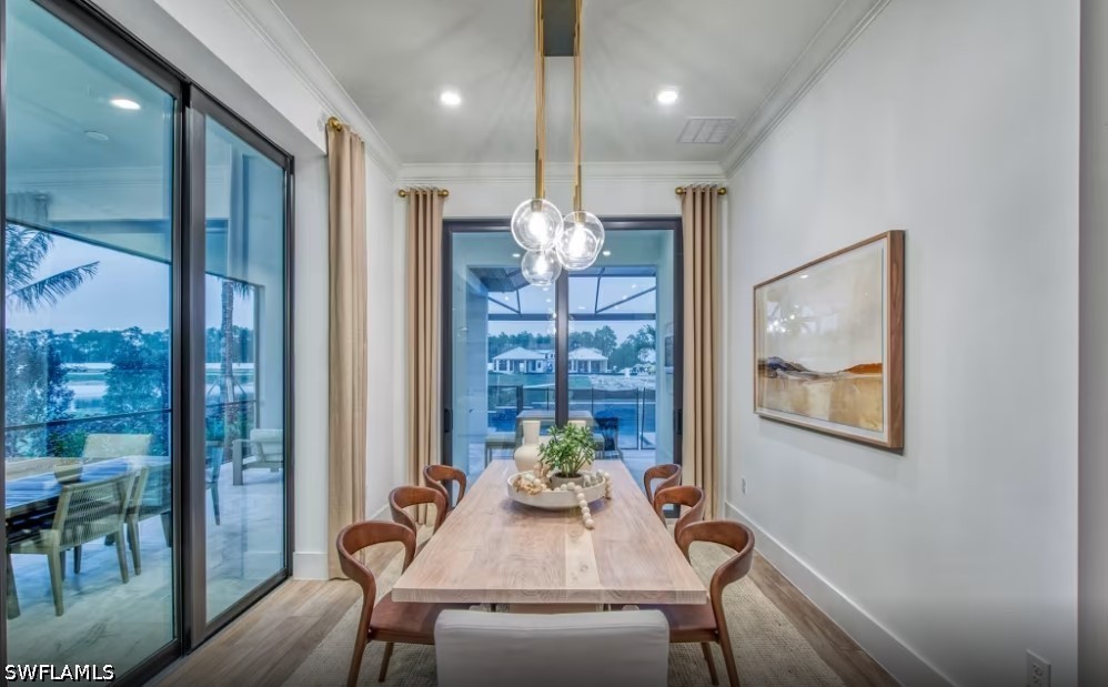 DiningArea