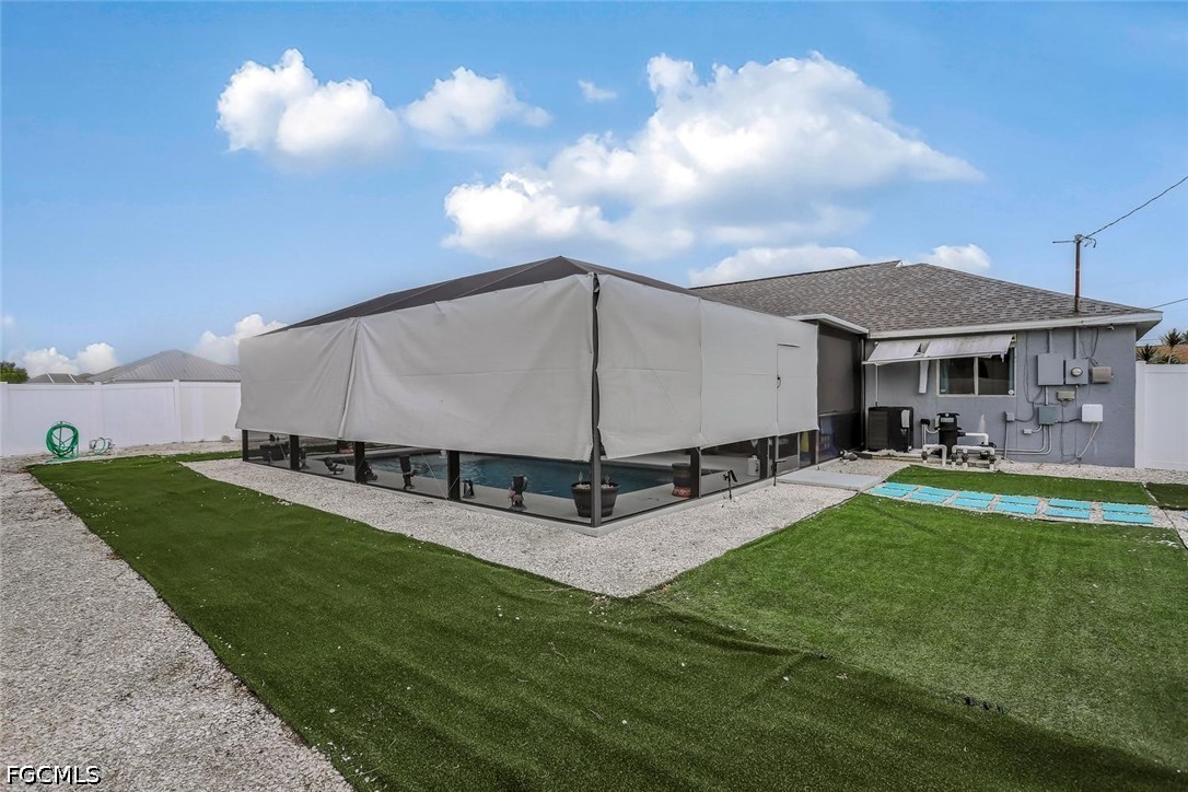 1416 13th, Cape Coral, FL 33993