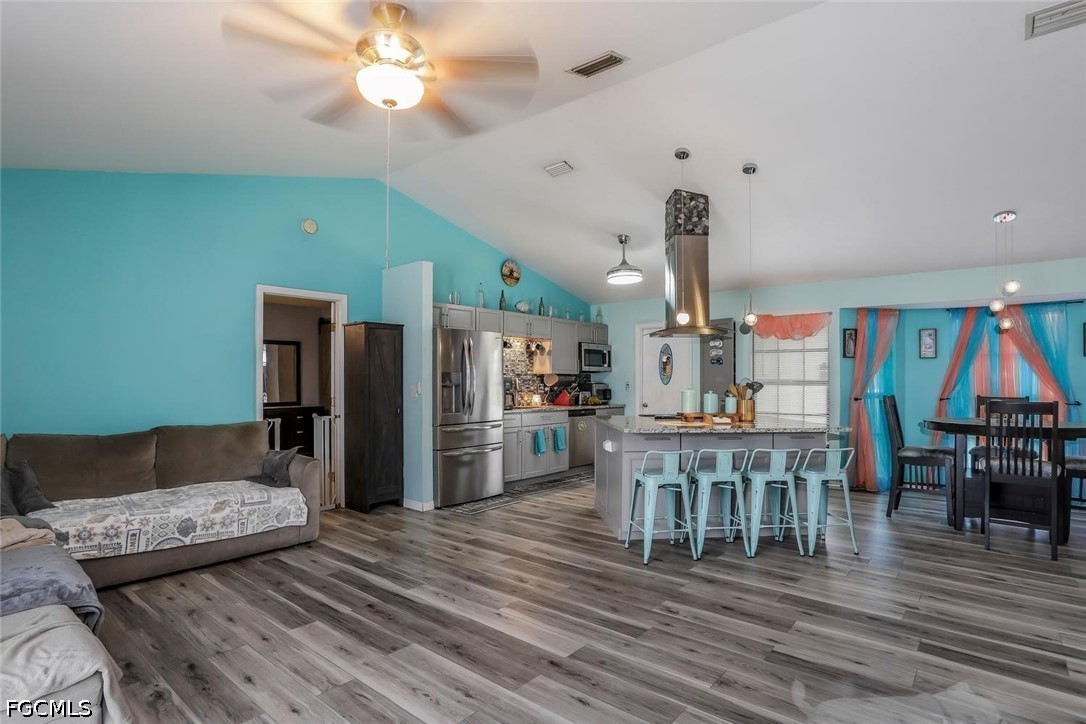 1416 13th, Cape Coral, FL 33993