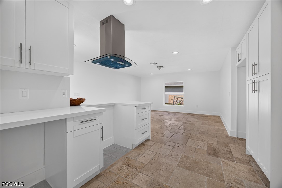 6049 Perthshire, Fort Myers, FL 33908